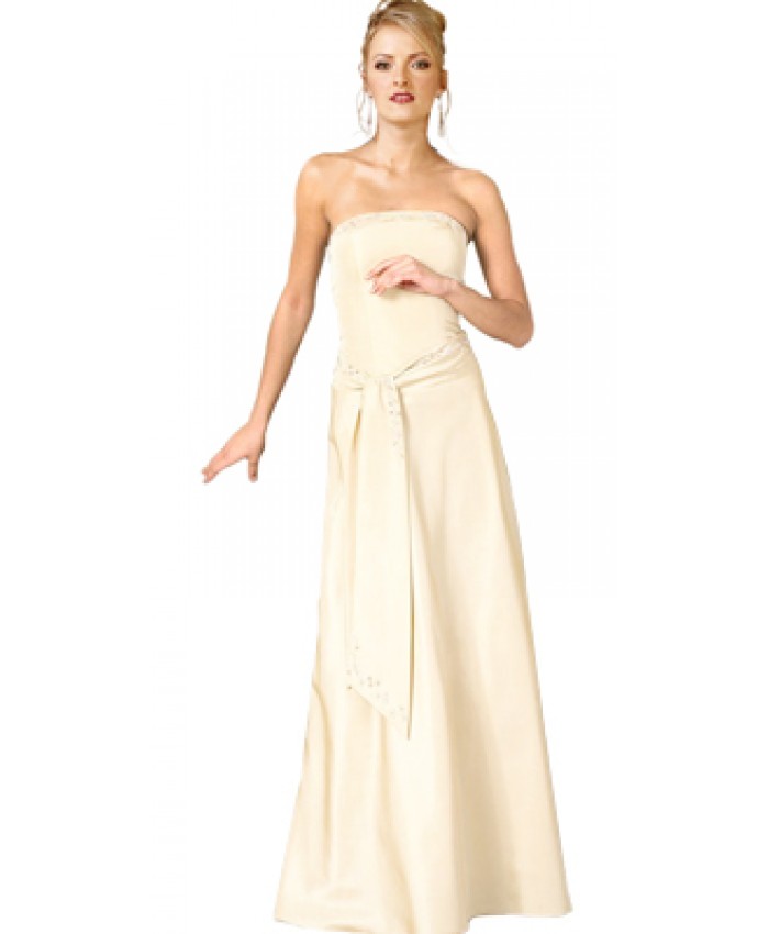 Luxe strapless prom gown